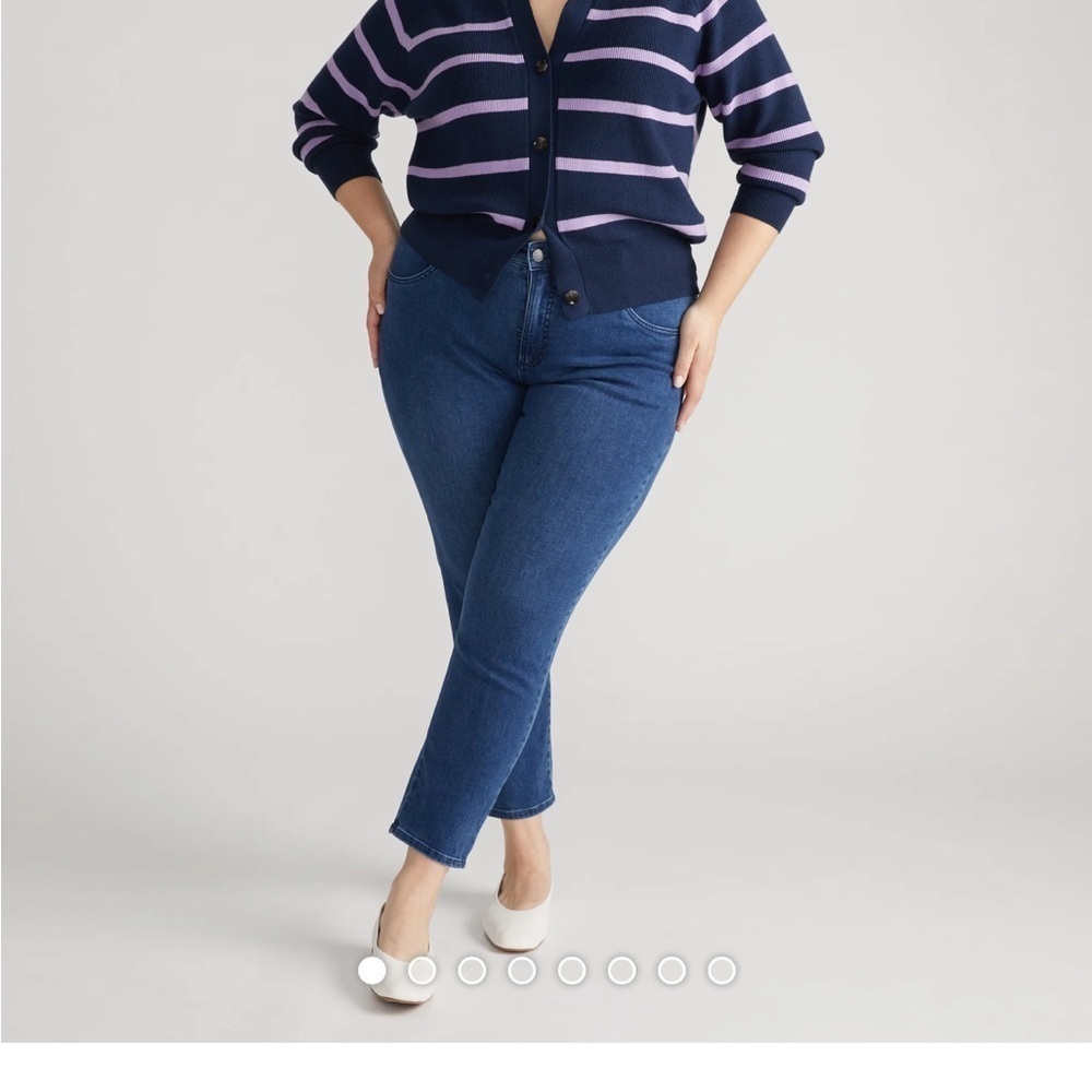 Universal Standard jeans Seine High Rise Skinny Jeans
True Blue plus size 32 New